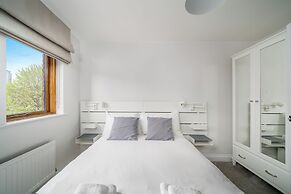 JOIVY Modern and elegant 2-bedrooms apt