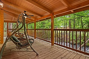 Elk Rapids On Cosby Creek 3 Bedroom Cabin