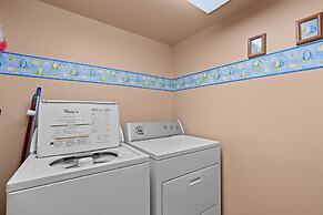 Elk Rapids On Cosby Creek 3 Bedroom Cabin