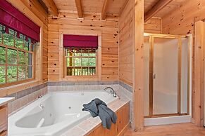 Elk Rapids On Cosby Creek 3 Bedroom Cabin