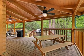 Elk Rapids On Cosby Creek 3 Bedroom Cabin