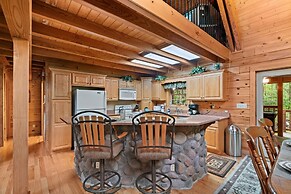 Elk Rapids On Cosby Creek 3 Bedroom Cabin