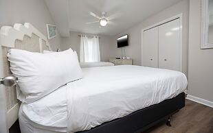 Phoenix East 2 2095 3 Bedroom Condo