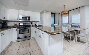 Phoenix East 2 2095 3 Bedroom Condo