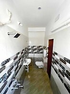 Queen's Hotel Service Apartment Salem