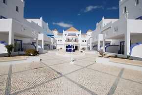 Quinta Velha Pool Terrace Flat15