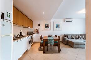 Cabanas Gardens Front Pool 1 Floor