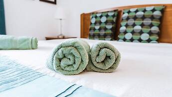 Cabanas Gardens Front Pool 1 Floor