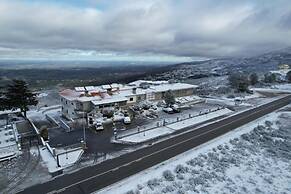 Huge 3 Bedrooms Balcony Flat for 8 pax