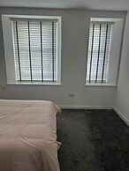 Central 3-bed Seaside Apartment - Sleeps 5