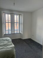 Central 3-bed Seaside Apartment - Sleeps 5