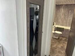 Central 3-bed Seaside Apartment - Sleeps 5