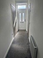 Central 3-bed Seaside Apartment - Sleeps 5