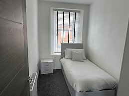 Central 3-bed Seaside Apartment - Sleeps 5