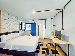 The Eight Chiang Rai