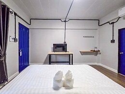 The Eight Chiang Rai