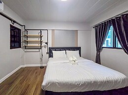 The Eight Chiang Rai