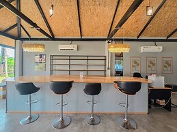 The Eight Chiang Rai