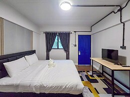 The Eight Chiang Rai