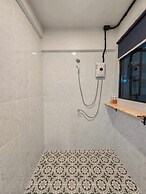 The Eight Chiang Rai