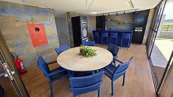 Porto Atlantis Vista Mar 308 by La Playa