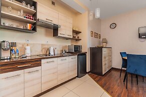 Lazurowy Królewski Sen byGrandApartments