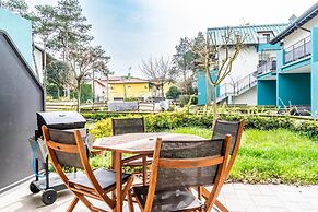 Comfortable Flat With Pool and Green Space