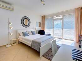 Villa by the Sea