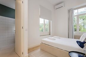 Crystal Luxury Apartment