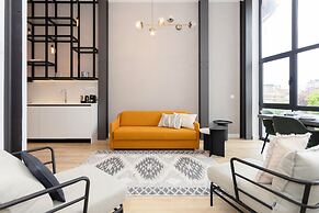 Crystal Luxury Apartment