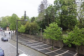 Crystal Luxury Apartment