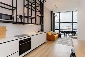 Crystal Luxury Apartment