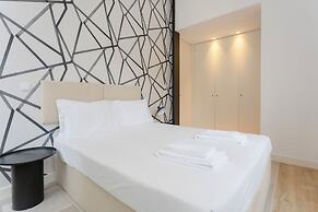 Crystal Luxury Apartment