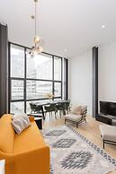 Crystal Luxury Apartment