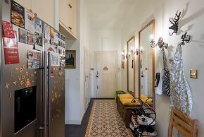 Premium 3 Bed 3 Bath Lounge Apartment