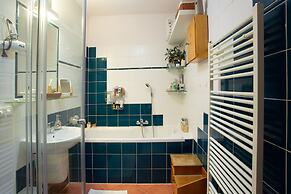 Premium Apartment With Private Terrace