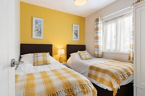 Bramble Cottage - Dog Friendly Cottage Hot Tub