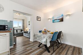 Bramble Cottage - Dog Friendly Cottage Hot Tub