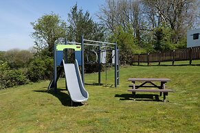 Bramble Cottage - Dog Friendly Cottage Hot Tub