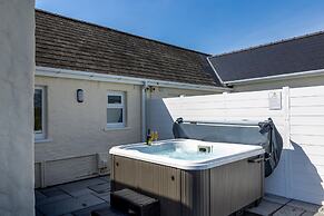 Bramble Cottage - Dog Friendly Cottage Hot Tub