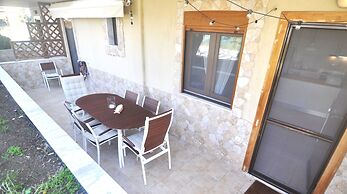 Zennova 63 Nikiti Summer Apt
