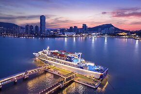 Voco Lianyungang Star Of Haizhoubay by IHG