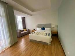 Averi Hotel