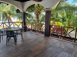 Casa Columpios playa alberca terraza familiar