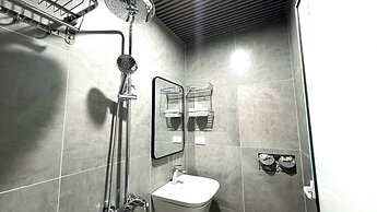 Era Apartment Cat Linh