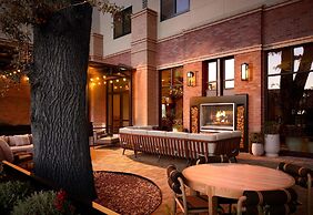 The Ava Hotel Paso Robles, Curio Collection By Hilton