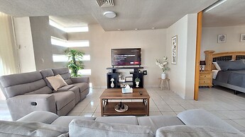 Ocean view 2BR Condo downtown Cozumel