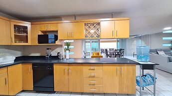 Ocean view 2BR Condo downtown Cozumel