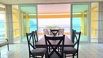 Ocean view 2BR Condo downtown Cozumel