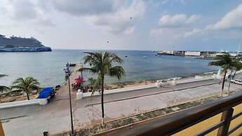 Ocean view 2BR Condo downtown Cozumel